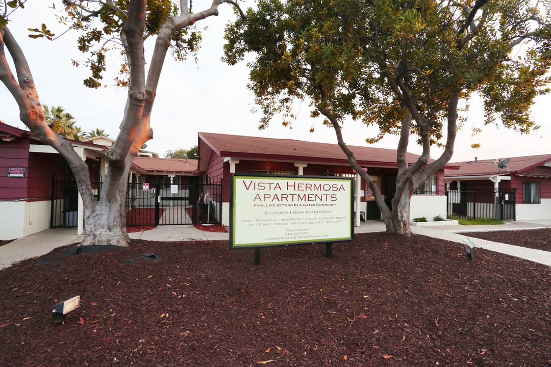 Vista Hermosa Apartments in Chula Vista, CA - Building Photo