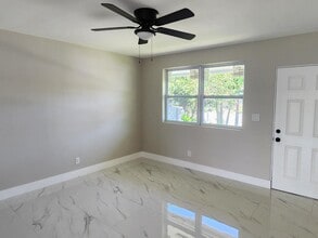 1929 SW 67th Ave in North Lauderdale, FL - Building Photo - Building Photo