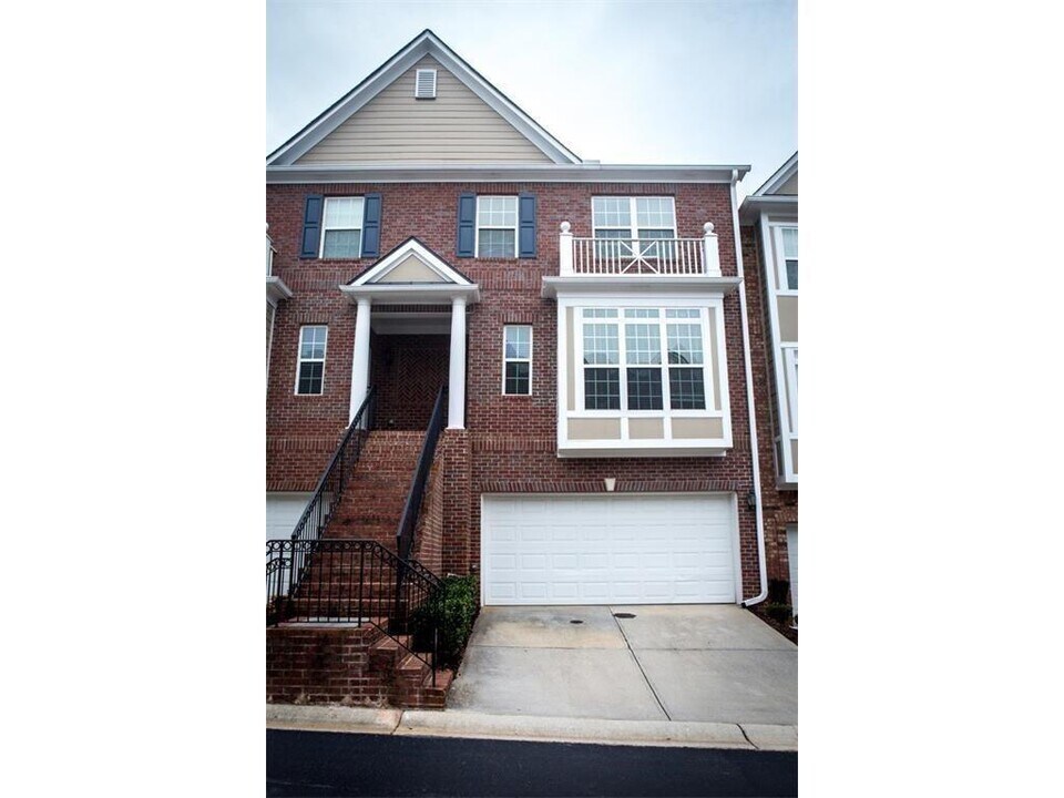 6078 Kentons Ln in Duluth, GA - Building Photo