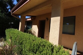 5235 El Camino Real in Atascadero, CA - Foto de edificio - Building Photo