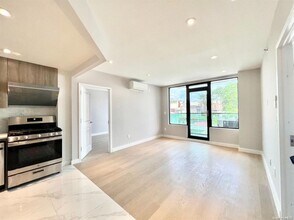 32-58-58 105th St in Queens, NY - Building Photo - Building Photo