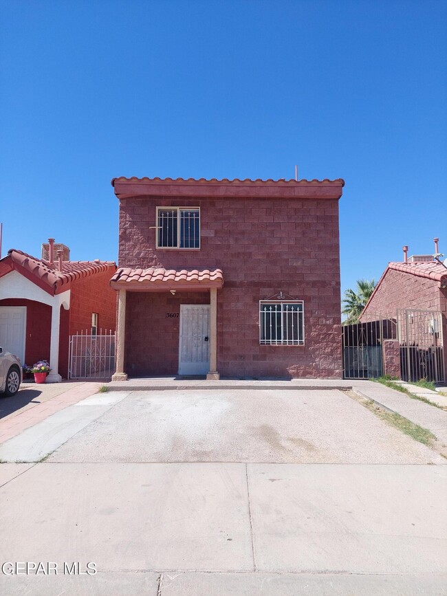 3607 Waterspring Way in El Paso, TX - Foto de edificio - Building Photo