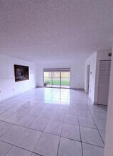 15470 SW 82nd Ln in Miami, FL - Foto de edificio - Building Photo