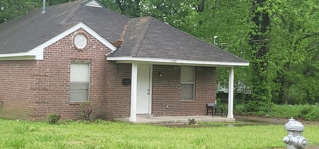 property at 1730 Swift St