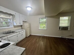 1919 Swanson Dr in Charlottesville, VA - Building Photo - Building Photo