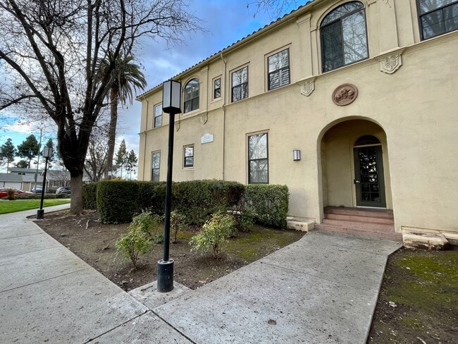 516 Martha St in San Jose, CA - Building Photo - Building Photo