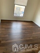 435 Main St-Unit -3D in Metuchen, NJ - Foto de edificio - Building Photo