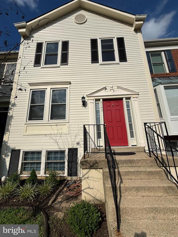 property at 6149 Joust Ln
