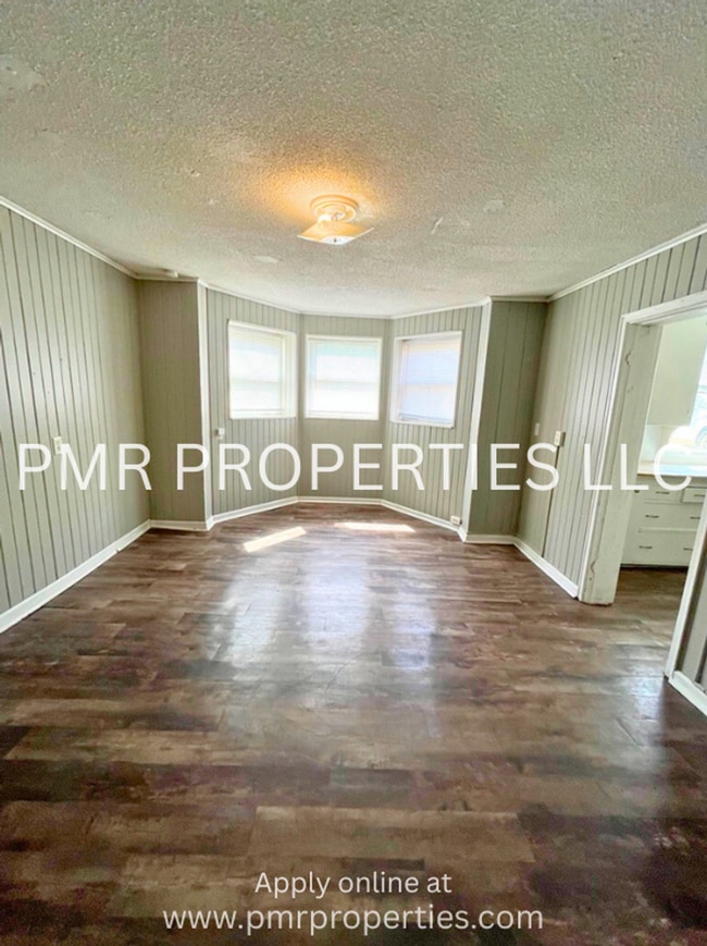 718 S 3rd St in Council Bluffs, IA - Building Photo - Building Photo