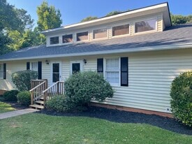 290 Timothy Rd in Athens, GA - Building Photo