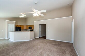 722 Hope St in Huntersville, NC - Building Photo - Building Photo