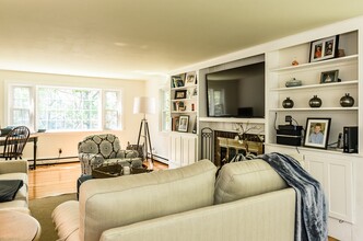 76 Adams St in Lexington, MA - Building Photo - Building Photo