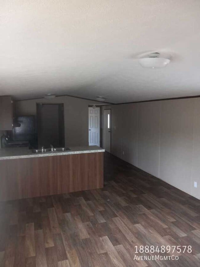 327 Old Tavern Ln in Maiden, NC - Building Photo - Building Photo