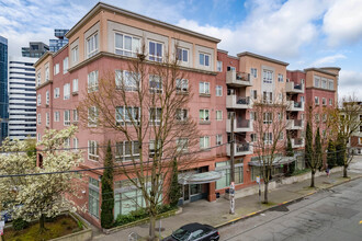 Bellevue Olive Apartments in Seattle, WA - Building Photo - Primary Photo