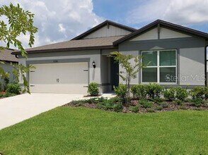 1226 Kazaz Ct in Zephyrhills, FL - Building Photo - Building Photo