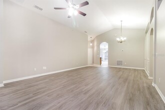 1403 Island Cove Dr in DeLand, FL - Building Photo - Building Photo