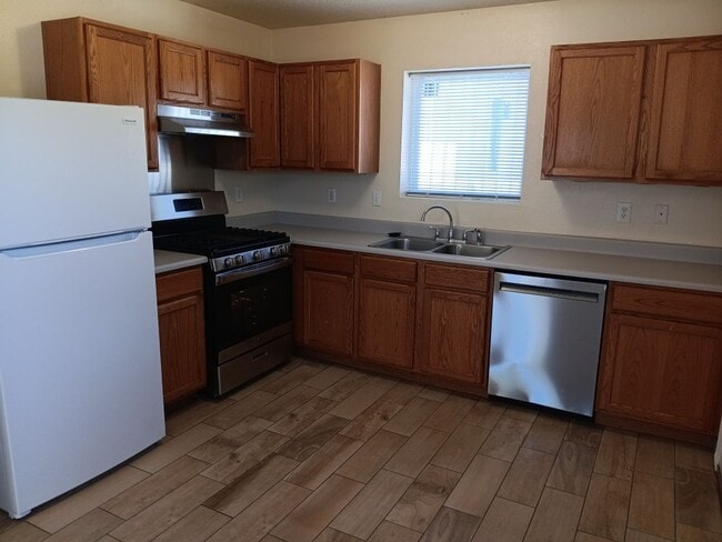 8401 Winter Sage Rd SW in Albuquerque, NM - Building Photo - Building Photo