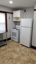 1522 E Marion St, Unit Lower in Shorewood, WI - Building Photo - Building Photo