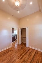 4255 N Campbell Ave-Unit -Apt 1S in Chicago, IL - Building Photo - Building Photo