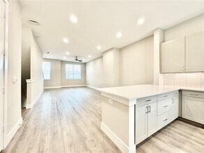 5026 Zion Rd in Garland, TX - Building Photo - Building Photo