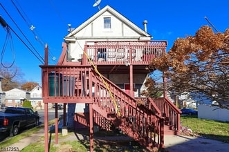 234 E 9th Ave, Unit 2 in Roselle, NJ - Building Photo - Building Photo