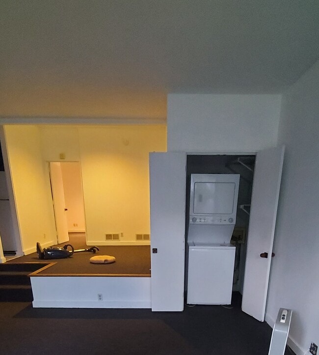 843 Mentelle Dr NE in Atlanta, GA - Building Photo - Building Photo