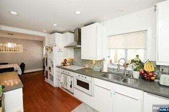 38-41 Taylor in Fair Lawn, NJ - Building Photo - Building Photo