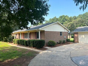 760 Goudlock Rd in Rock Hill, SC - Building Photo - Building Photo