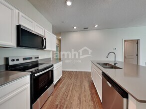 4367 Seven Canyons Dr in Kissimmee, FL - Building Photo - Building Photo