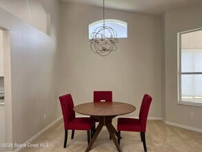 7641 Candlewick Dr in Melbourne, FL - Foto de edificio - Building Photo