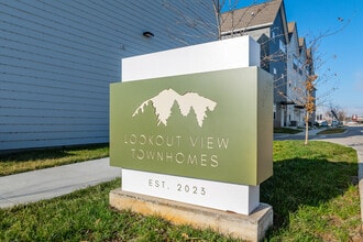 Lookout View Townhomes in Chattanooga, TN - Building Photo - Building Photo