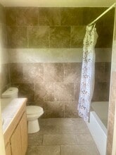 1001 McDonald Dr in Lake Charles, LA - Building Photo - Building Photo