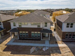 605 W South St in Leander, TX - Building Photo - Building Photo