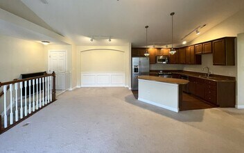 5615 Frawley Dr in Dublin, OH - Building Photo - Building Photo