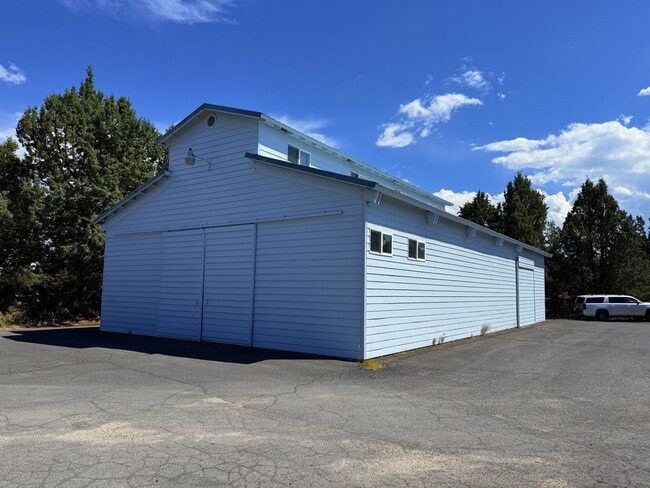 property at 60885 SE 27th St