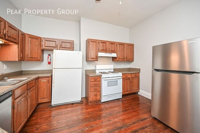 411 Ada St in Cincinnati, OH - Building Photo - Building Photo