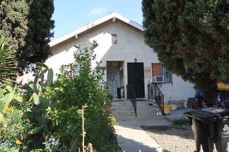 1004 N Serrano Ave in Los Angeles, CA - Building Photo - Building Photo