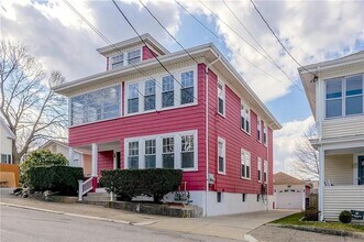 48 Waltham St in Pawtucket, RI - Building Photo - Building Photo