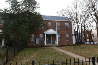 1245 S Carolina Ave SE in Washington, DC - Building Photo - Building Photo