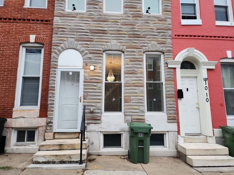 1012 Bennett Pl in Baltimore, MD - Foto de edificio