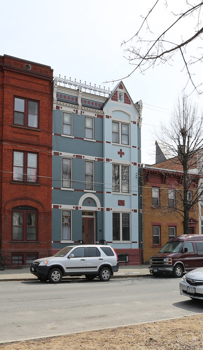 102 Willett St in Albany, NY - Foto de edificio