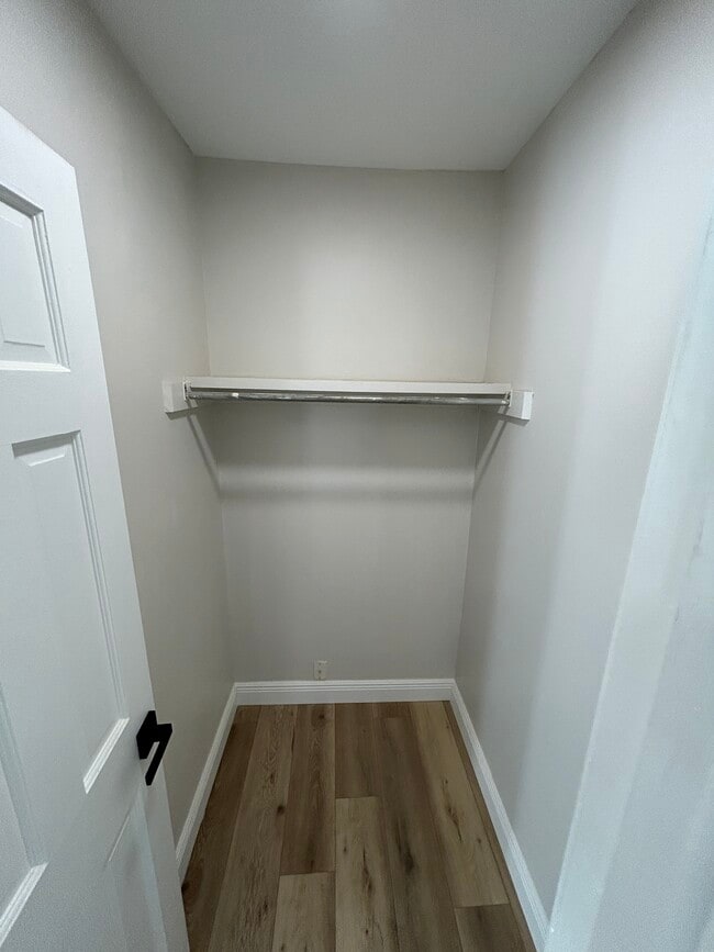 3848 N Lake Dr in Tampa, FL - Building Photo - Building Photo