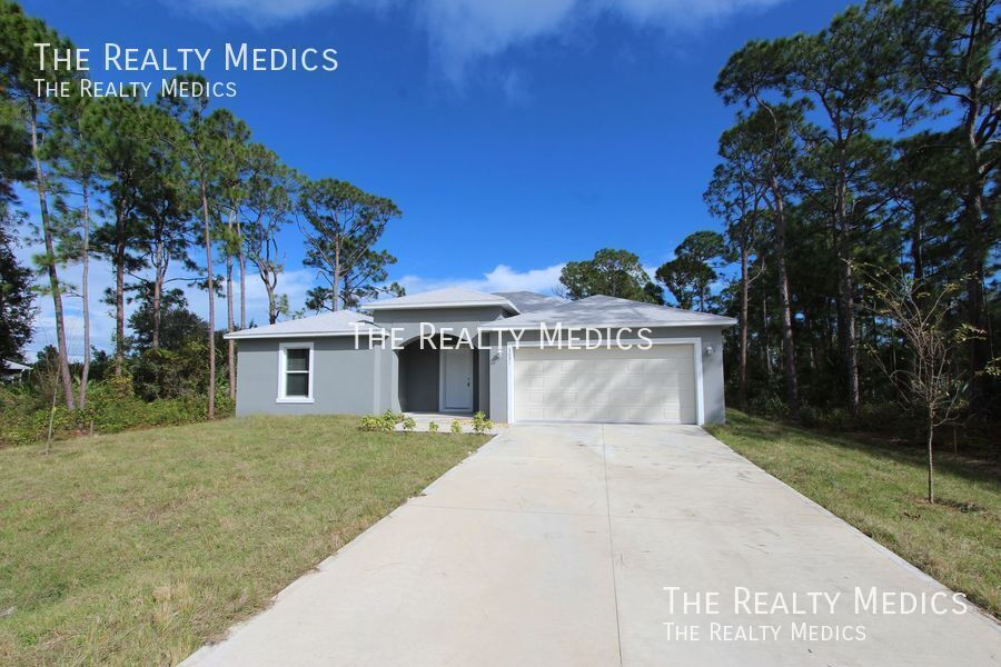 3031 Eldron Blvd SE in Palm Bay, FL - Building Photo