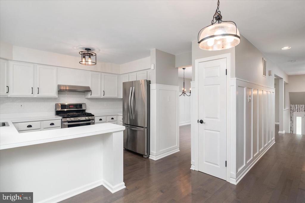 2441 Winding Ridge Rd in Odenton, MD - Building Photo