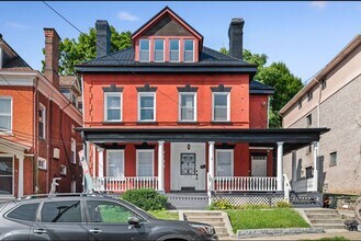 259-261 N Dithridge St in Pittsburgh, PA - Building Photo - Building Photo