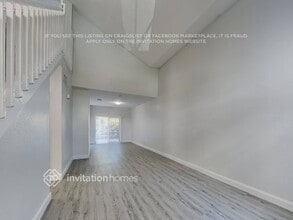 19442 NW 79th Ave in Hialeah, FL - Building Photo - Building Photo