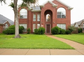 4325 Palmdale Dr in Plano, TX - Building Photo