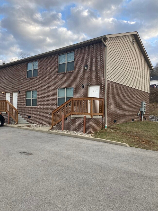 property at 50 Faith Ct