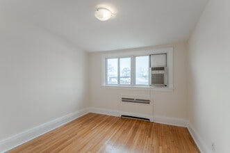 Cartac Community in Toronto, ON - Building Photo - Building Photo