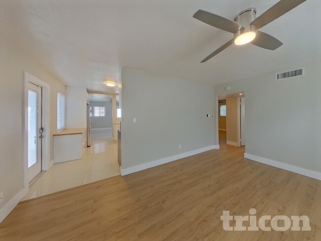 7217 11th Ave N in St. Petersburg, FL - Building Photo - Building Photo